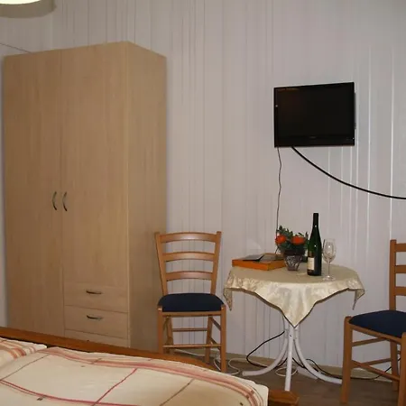 Inn Weinfelderhof 3*